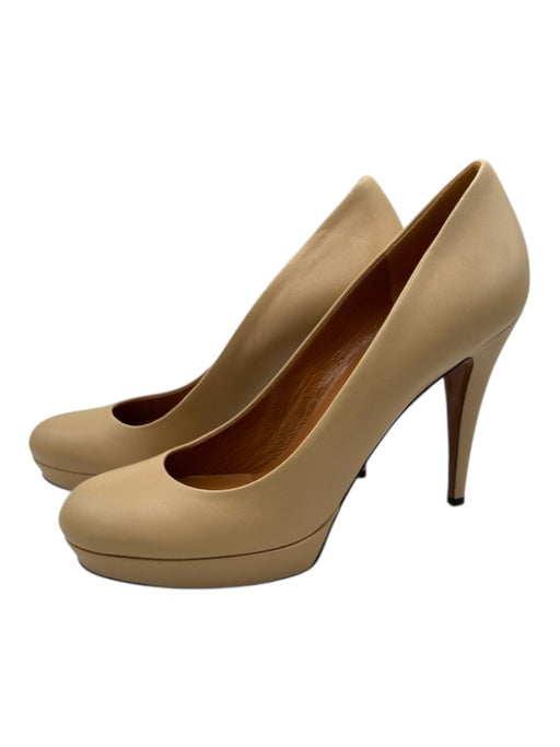 Gucci Shoe Size 39.5 Beige Leather round toe Platform Pump Heels Beige / 39.5