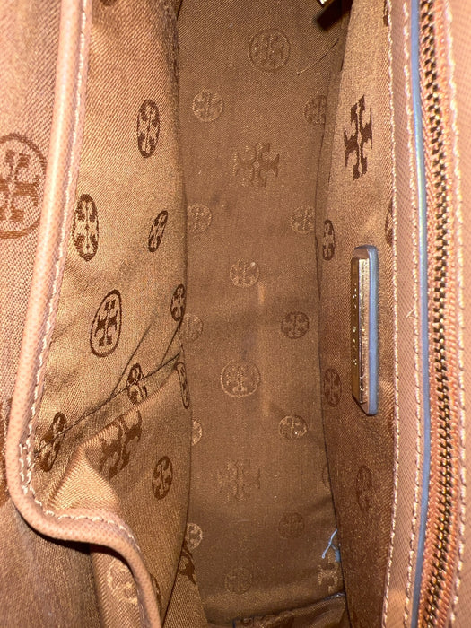 Tory Burch Light Brown Saffiano Leather 2 Handles Goldtone Hardware Top Zip Bag Light Brown / Medium