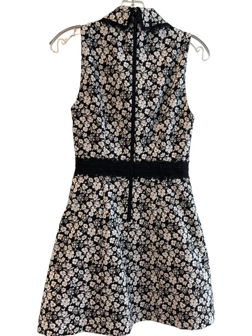 Alice + Olivia Size 2 Black & White Cotton Blend zipper front Point Collar Dress Black & White / 2