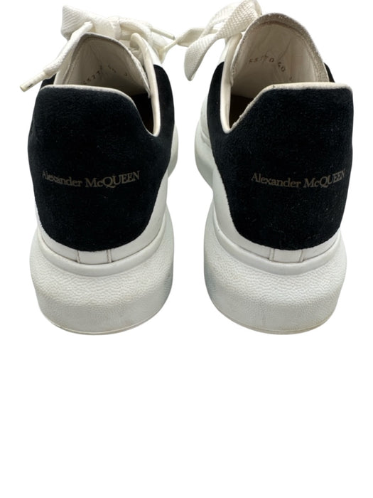 Alexander McQueen Shoe Size 40 White & Black Leather Upper Round Toe Sneakers White & Black / 40