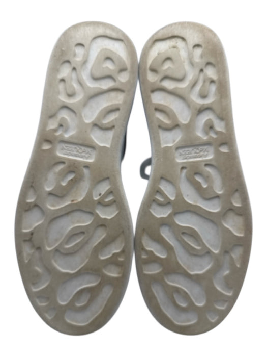 Alexander McQueen Shoe Size 40 White & Black Leather Upper Round Toe Sneakers White & Black / 40