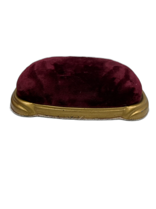 Trifari Gold & White Enamel Gold Tone Hardware Egg Clip On Earrings Gold & White