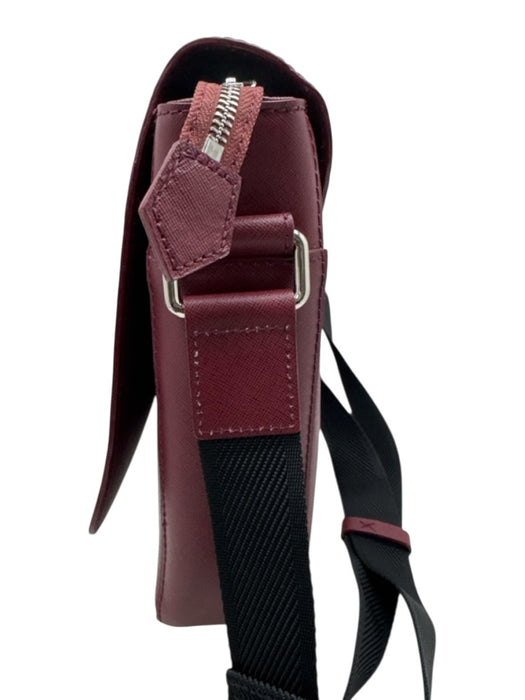 Vivienne Westwood Burgundy & Black Leather Crossbody Logo Messenger Bag Burgundy & Black / Medium