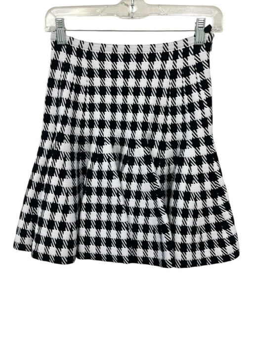 Alaia Size XS White & Black Viscose & Polyamide Knit Houndstooth Flare Skirt White & Black / XS