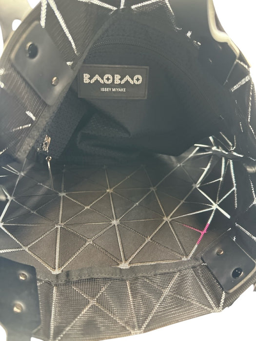 Bao Bao Issey Miyake Silver PVC Shoulder Strap Geometric Folding Bag Silver / M