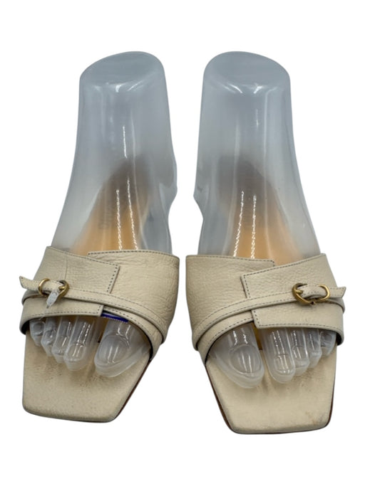 Salvatore Ferragamo Shoe Size 9 Cream White Leather open toe Buckle Mule Pumps Cream White / 9