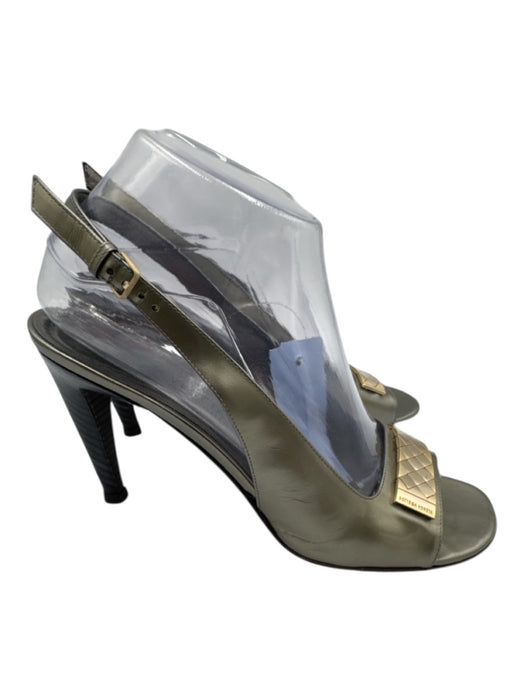 Bottega Veneta Shoe Size 8.5 Metallic Green Leather Gold hardware Woven Pumps Metallic Green / 8.5