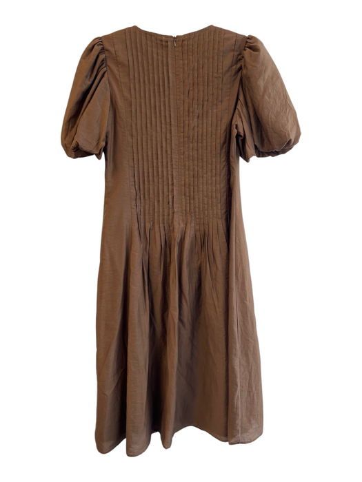 Hyacinth House Size M Brown Tencel Blend Back Zip Round Neck Pleated Dress Brown / M