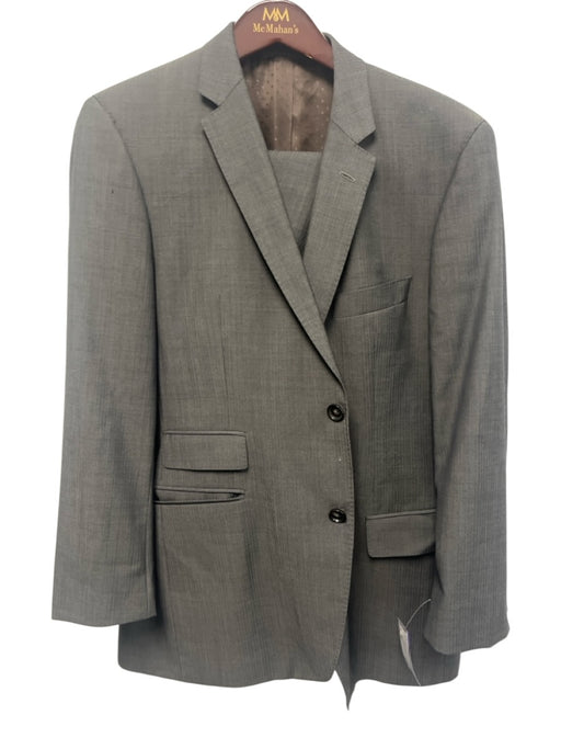 Boss Gray Wool Blend Herringbone 2 Button Men's Suit Gray / 42