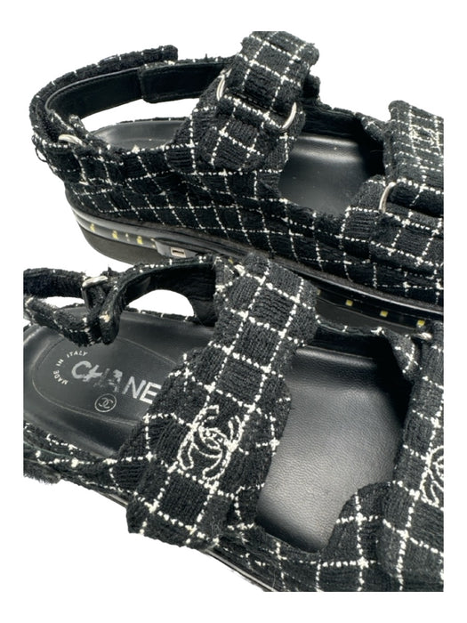 Chanel Shoe Size 39 Black & White Tweed Windowpane Velcro Straps Sandals Black & White / 39