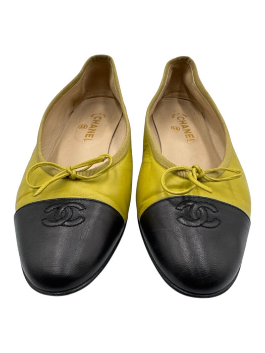 Chanel Shoe Size 41 Green & Black Leather Round Toe Interlocking CC Flats Green & Black / 41
