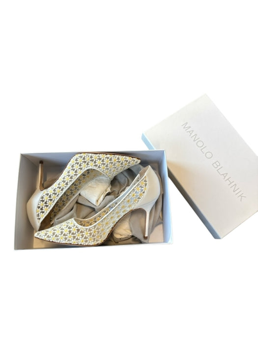 Manolo Blahnik Shoe Size 39 White & yellow Leather Mesh Stiletto Pumps White & yellow / 39