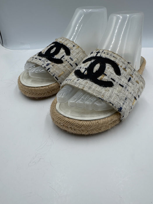 Chanel Shoe Size 38 White, Beige & Black textile upper Tweed Espadrille Sandals