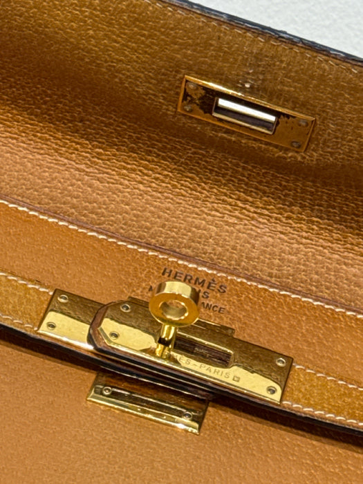 Hermes Tan Leather Gold hardware Top Handle Crossbody Strap Vintage Bag