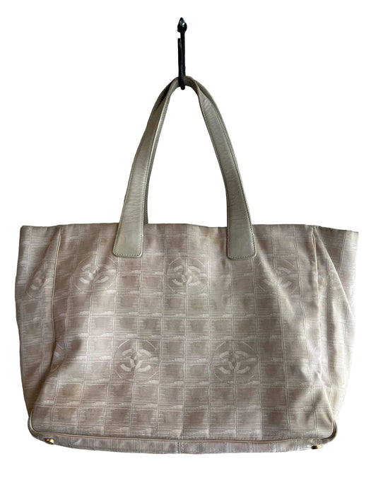 Chanel Cream Fabric Top Handle Inside Pocket Logo Brocade body Bag