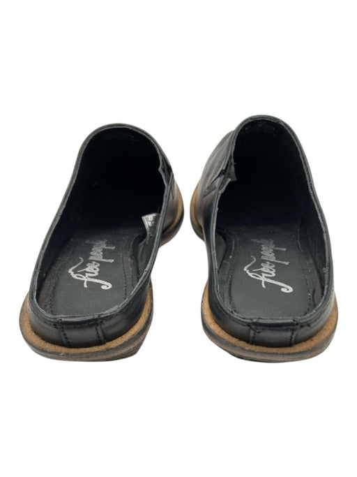 Free People Shoe Size 37.5 Black Leather Upper Solid Pointed Toe Mules Black / 37.5