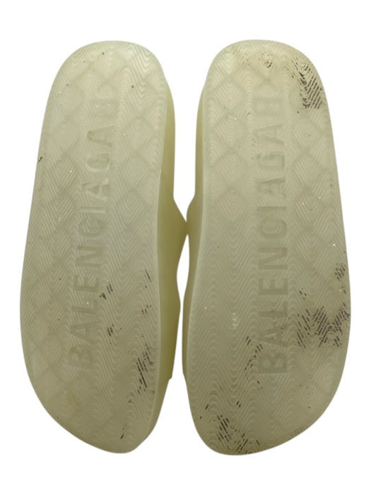 Balenciaga Shoe Size 37 Cream & White Rubber Jelly Double Strap Buckle Sandals Cream & White / 37