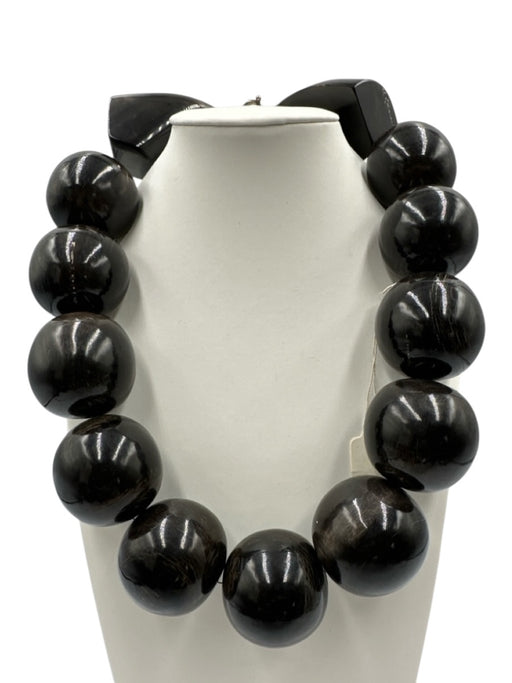 Moo Moo Designs Black Horn Toggle Clasp Large Bead Necklace Black
