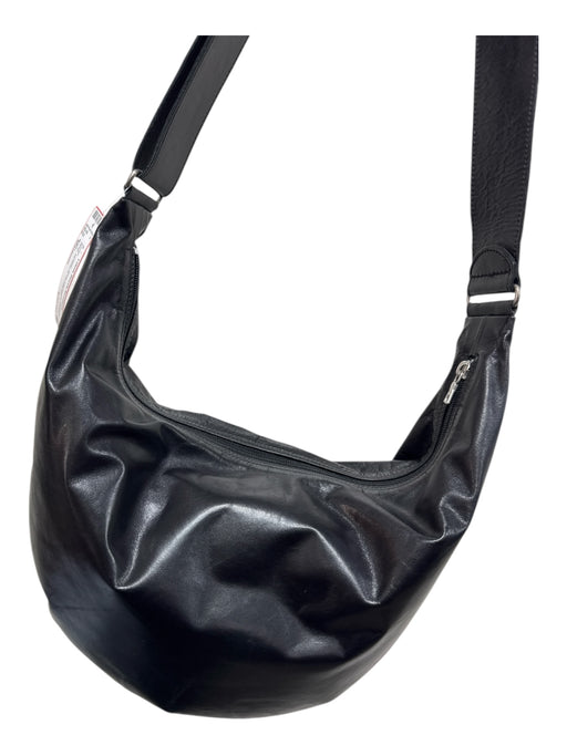 M0851 Black Leather Silver Hardware Leather Strap Zip closure Crossbody Purse Black / Medium