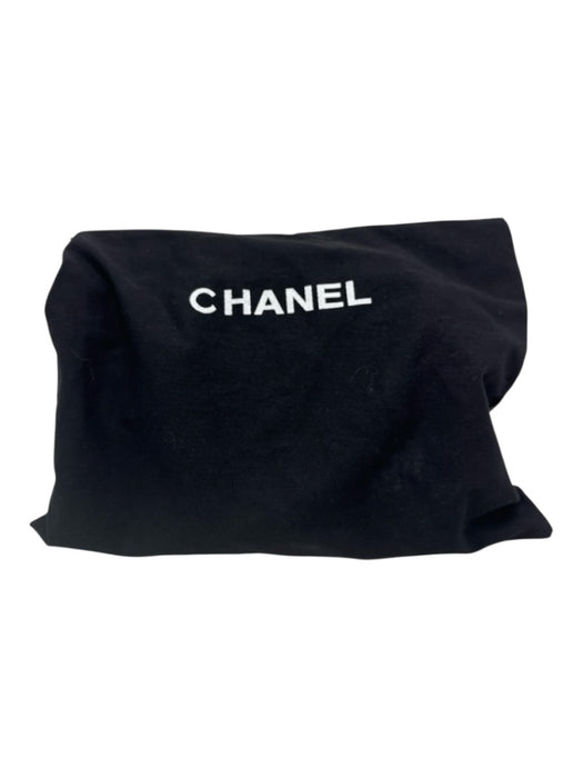 Chanel Black Leather Caviar Gold Chain Crossbody Dustbag Inc. Bag Black / Mini