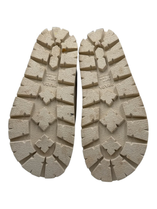 Prada Shoe Size 40 Beige Leather Suede Round Toe Triangle Logo Lug Sole Loafers Beige / 40