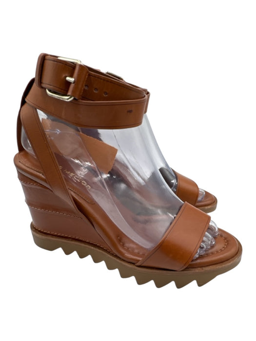 Tamara Mellon Shoe Size 38.5 Brown Leather Lug sole Ankle Strap Wedge Sandals Brown / 38.5