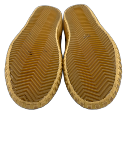 Golden Goose Shoe Size 38 Tan, Brown & White Suede Leather Star Low Top Sneakers Tan, Brown & White / 38