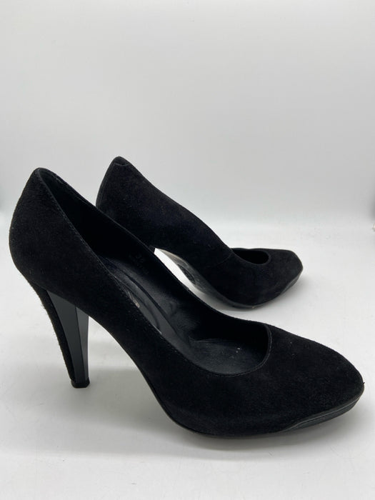 Tods Shoe Size 38 Black Suede Rubber Sole Almond Toe Pumps