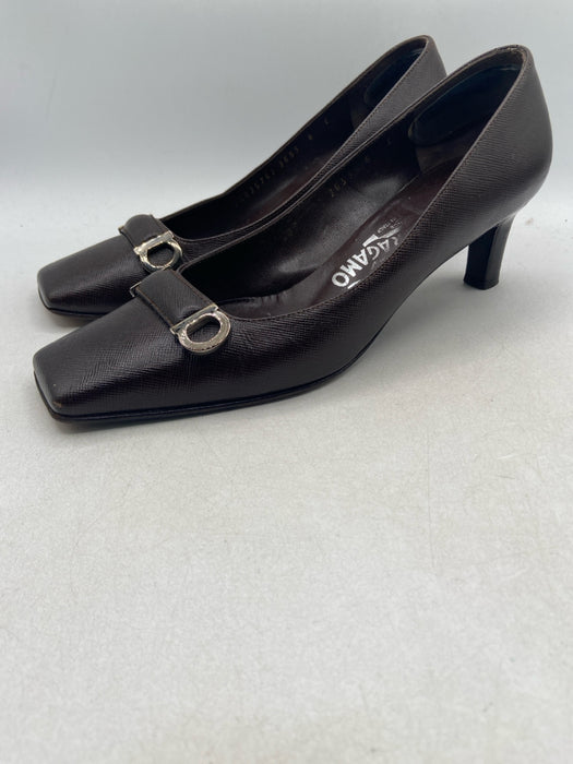 Salvatore Ferragamo Shoe Size 6 Brown Saffiano Leather Square Toe Buckle Pumps
