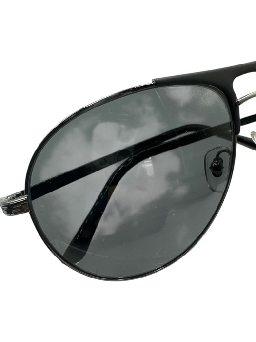 Versace Black & Silver Metal Aviator Men's Sunglasses Black & Silver