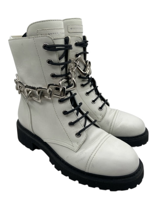 Giuseppe Zanotti Shoe Size 37.5 White & Black Leather Upper Lug Sole Boots White & Black / 37.5