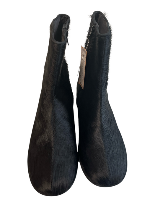Zara Shoe Size 38 Black Hair on Hide Side Zip Flat Squarish Toe Booties Black / 38