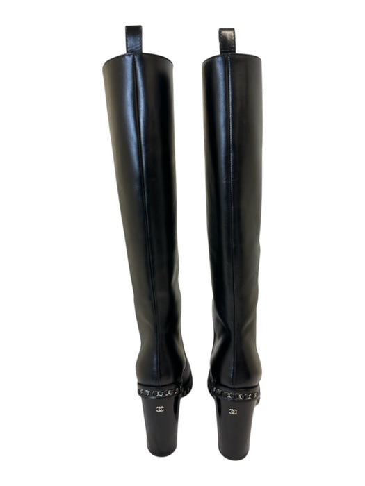 Chanel Shoe Size 41 Black Leather Upper Chain Detail Round Almond Toe Boots Black / 41