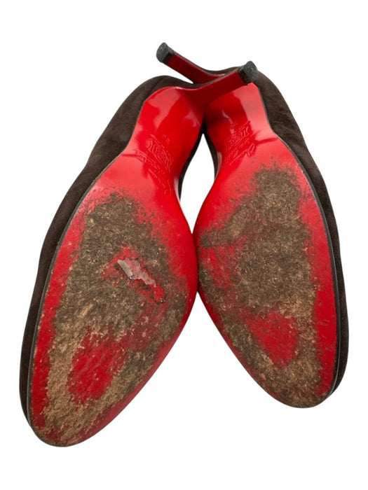 Christian Louboutin Shoe Size 36 Brown Suede round toe Closed Front & Back Pumps Brown / 36