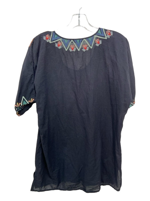 Johnny Was Size M Black & Multi Floral Embroidered U Neck 1/2 sleeve Top Black & Multi / M