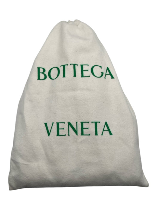 Bottega Veneta Ivory Calfskin Leather Woven Crossbody Snap Button Wallets Ivory