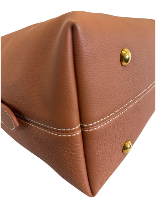N Brown Leather Shoulder Bag Adjustable Strap Pouch Inc. Hook Closure Bag Brown / M