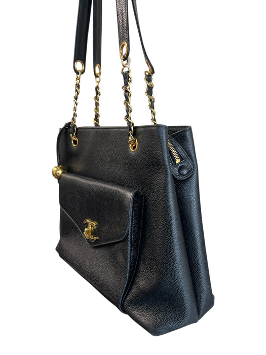 Chanel Black Leather goldtone hardware Front Pocket Interior Zip Pocket Bag Black / Large