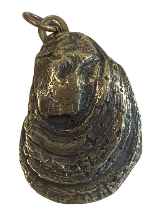 No Brand Bronze Metal Clamshell Pendant Bronze