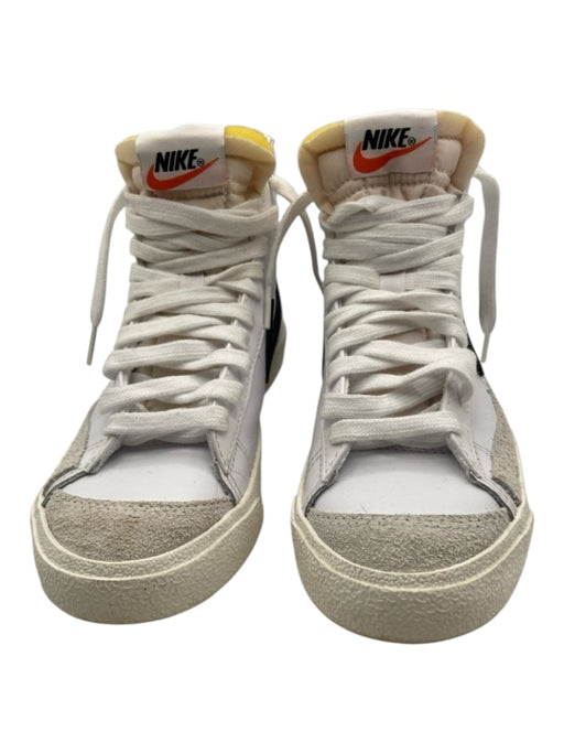 Nike Shoe Size 6 White & Black Leather Upper Suede Detail Swoosh Sneakers White & Black / 6