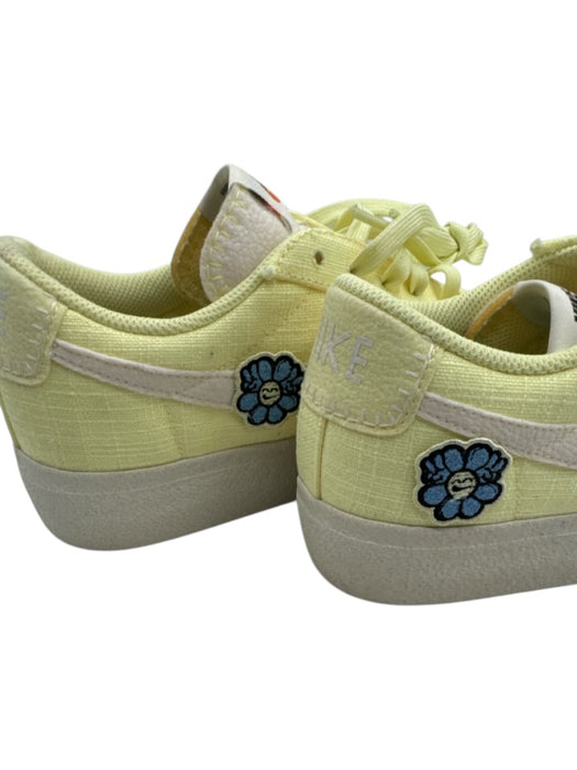 Nike Shoe Size 9 Yellow & White Canvas Low Top lace up Floral Detail Sneakers Yellow & White / 9