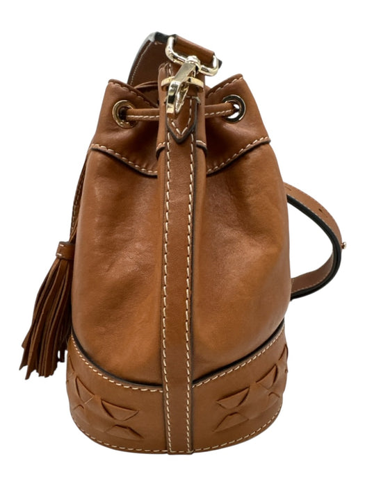 Serapian Carmel Brown Leather Gold Grommet Drawstring Detachable Strap Bag Carmel Brown / Medium
