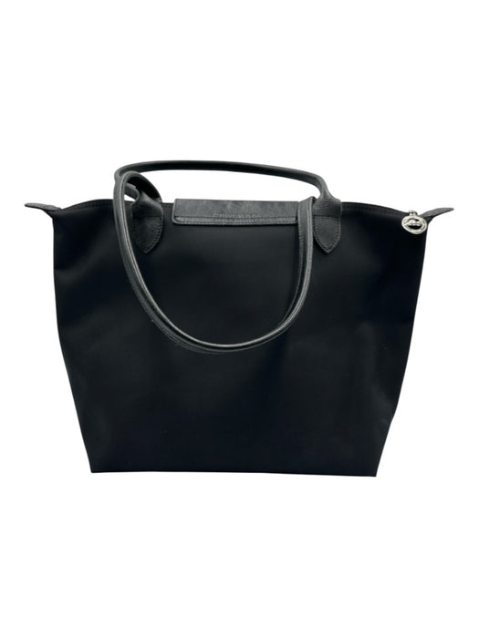 Longchamp Black Nylon Zip Close Button clasp Handbag Bag Black / M