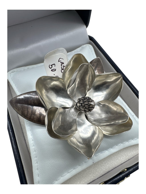 Aurum Silver Silver Tone Metal Magnolia Petals Brooch Silver