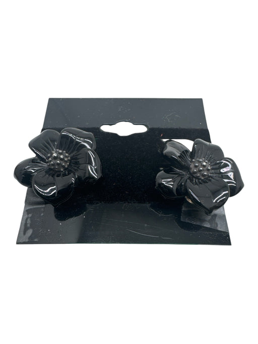 Stephen Dweck Black & Silver 925 Onyx Carved Flower Clip On Earrings Black & Silver