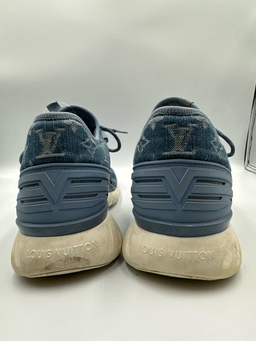 Louis Vuitton Shoe Size 8.5 Blue & White Synthetic logo Sneaker Men's Shoes