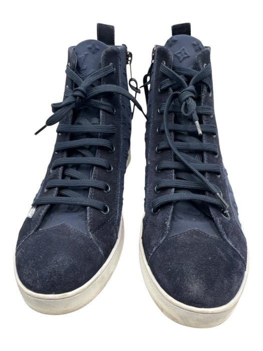 Louis Vuitton Shoe Size 37 Navy Canvas & Suede Round Toe embossed logo Sneakers Navy / 37