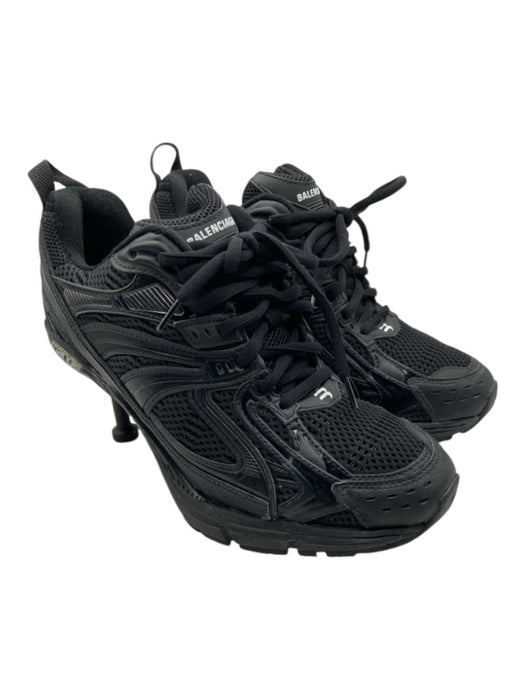 Balenciaga Shoe Size 37 Black Synthetic Mesh Round Toe Heel Low Top Sneakers Black / 37