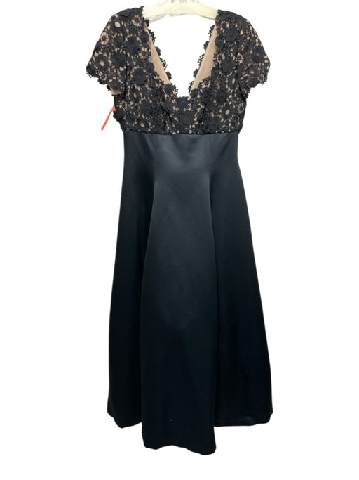 Victor Costa Size 10 Black Polyester Sleeveless V Neck & Back Crochet Gown Black / 10