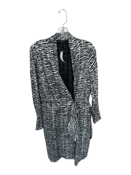 Donna Karan Size 10 White & Black Polyester Long Sleeve Zebra Front Tie Dress White & Black / 10